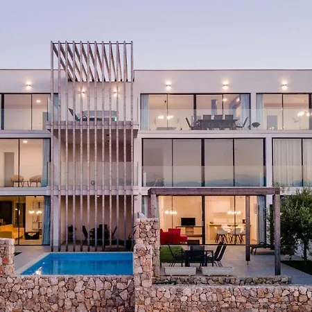 Guest house Deluxe Penthouse Rova With Private Jacuzzi And Sea View