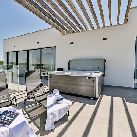 Guest house Deluxe Penthouse Rova With Private Jacuzzi And Sea View Malinska